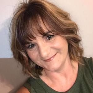 Meet your Posher, Debra